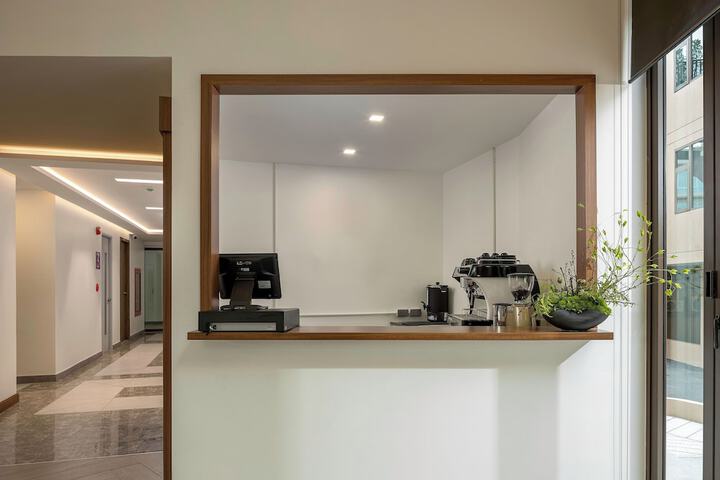 Breakfast/Coffee Service 134 of 151