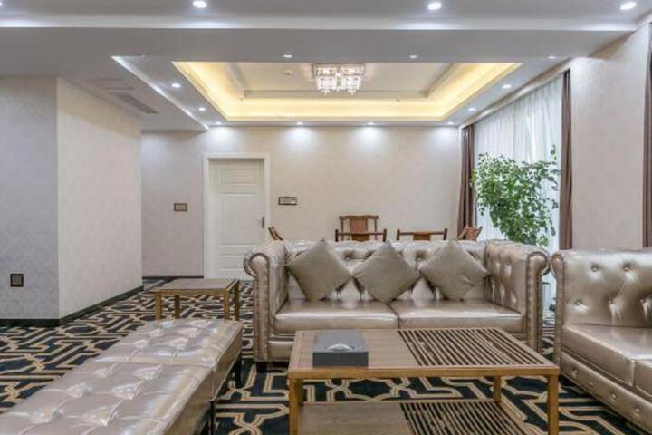 Zhiyi Hotel