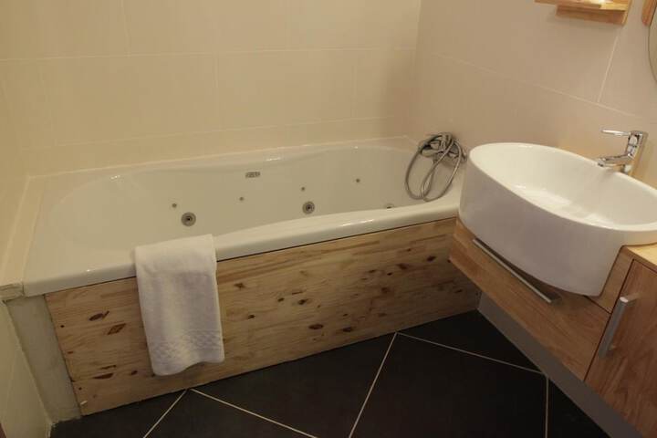 Bath Photo