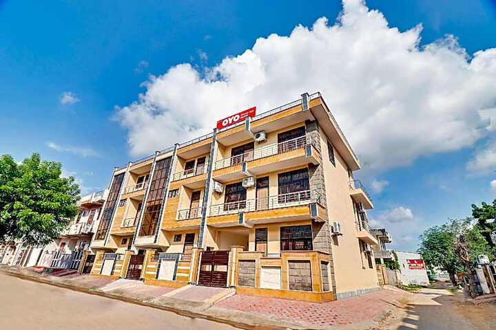 OYO Flagship Shree Ji Hotel