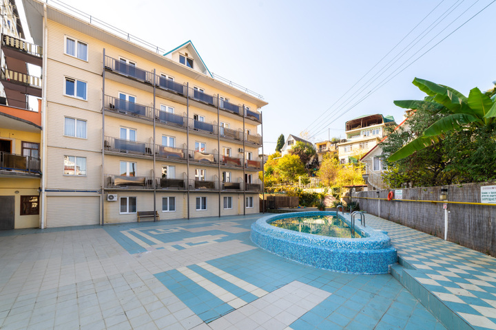 PRIMAVERA HOTEL