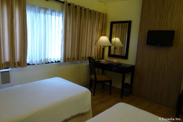 Room 10 of 44
