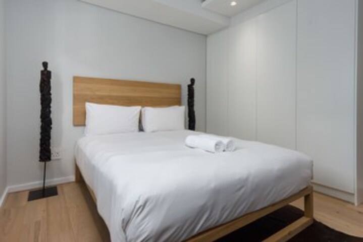 Room 7 of 20