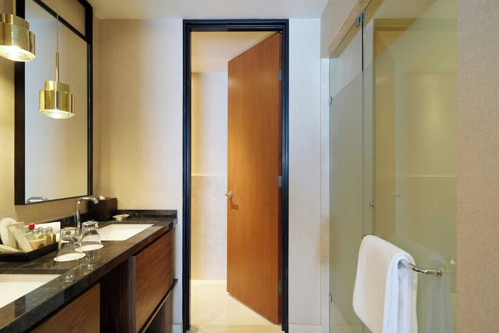 Clean Restrooms