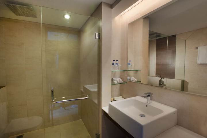 Room 20 of 35