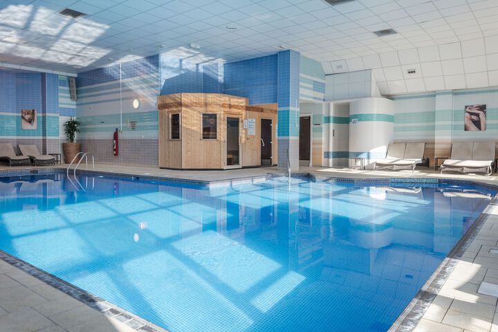 Hotel with Pool