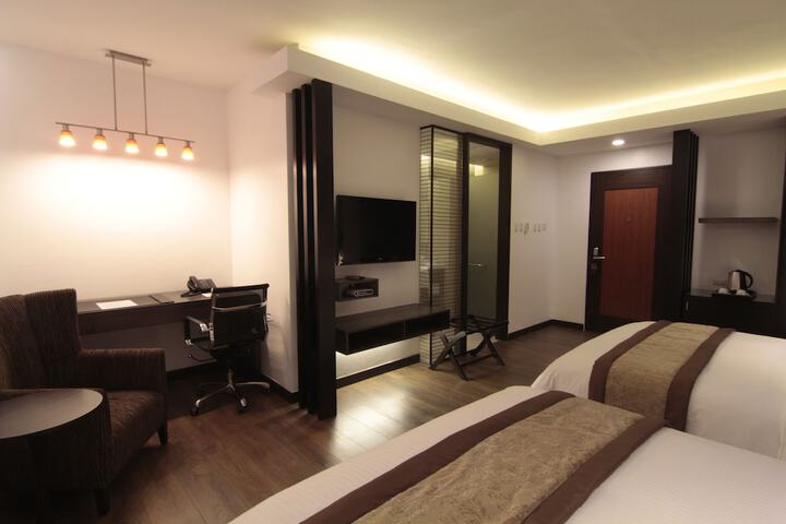 Room 8 of 59