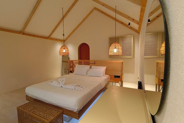 Room 10 of 53