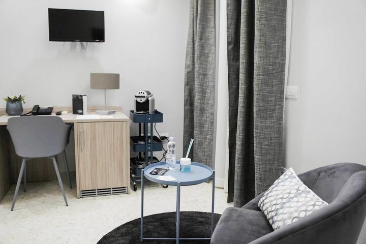 Room 50 of 71