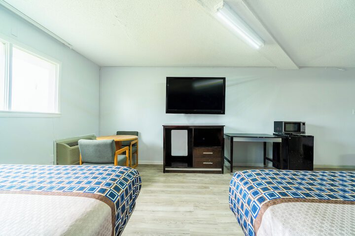 Room 42 of 76