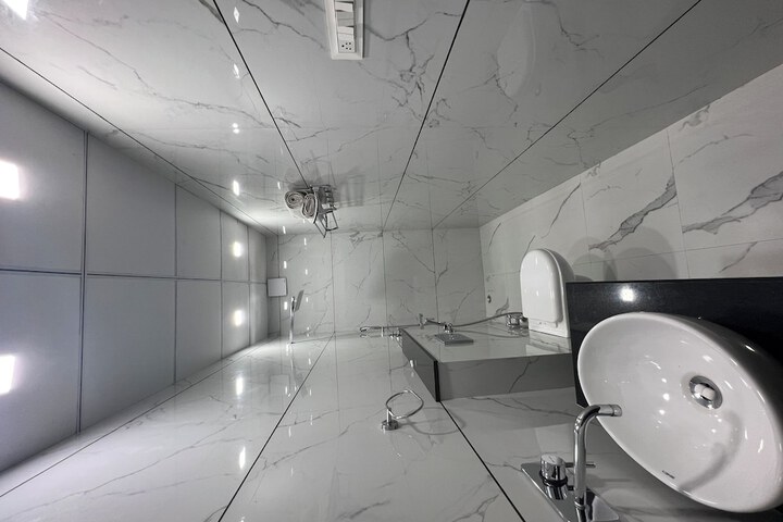 Room 43 of 54