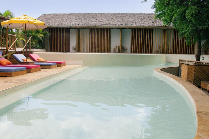 Pool 171 of 262
