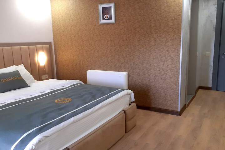 Room 19 of 42