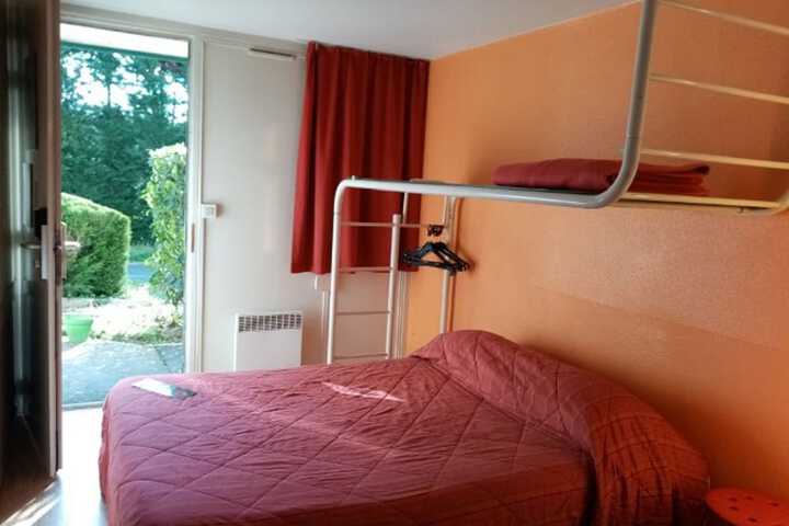 Room 21 of 48