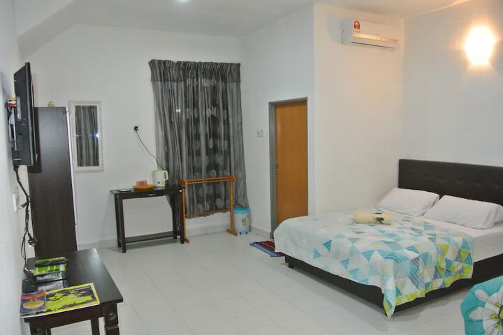 Room 14 of 42