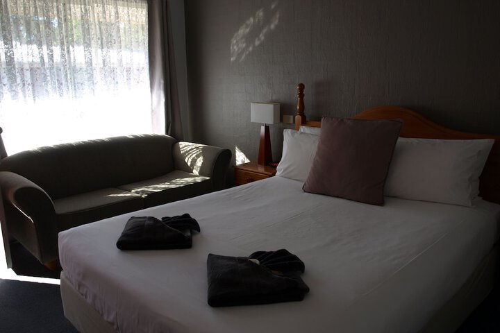 Room 25 of 41
