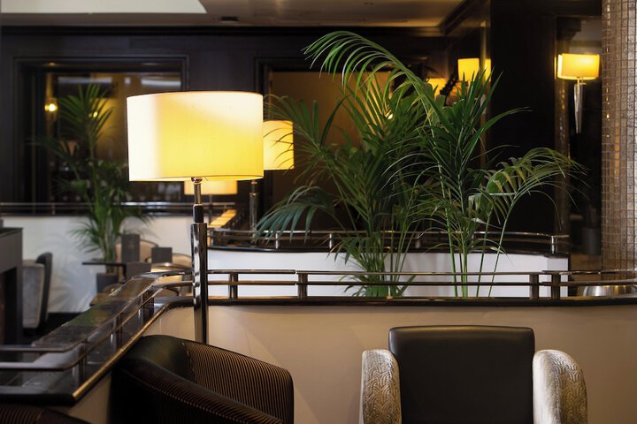 Lounge 69 of 122