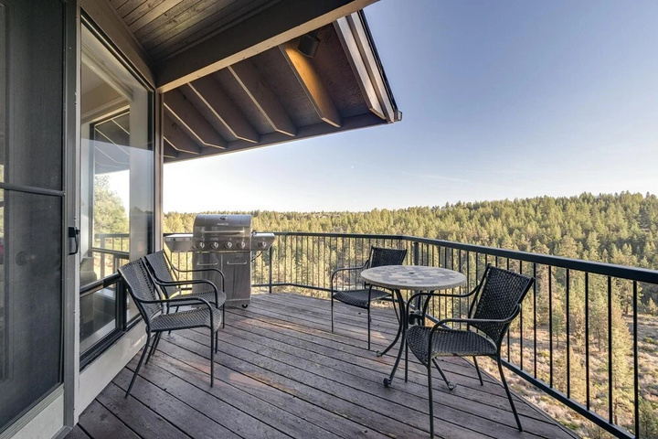 Terrace/Patio 6 of 18