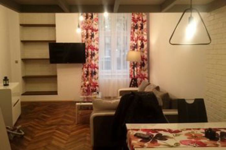 Room 142 of 177