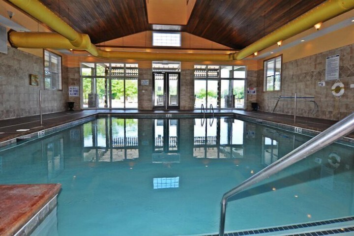 Pool 29 of 33