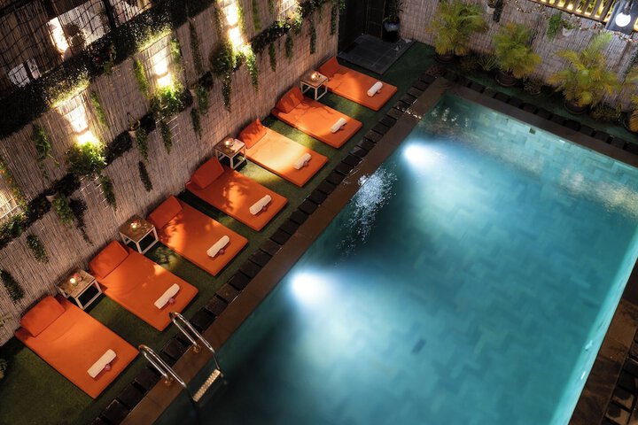 Hotel 82 of 84