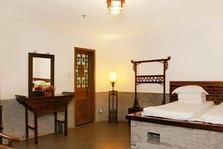 Room 9 of 56