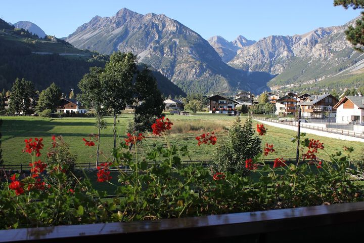 Hotel View 76 of 79