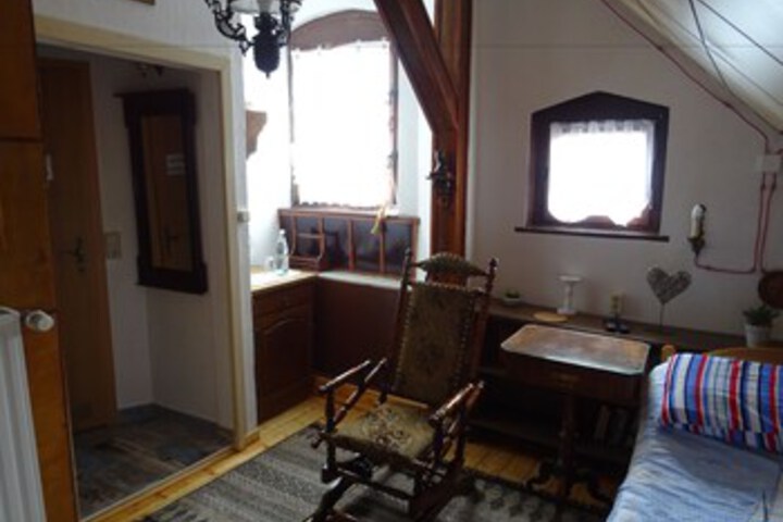 Room 21 of 25