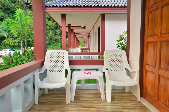 Terrace/Patio 30 of 32