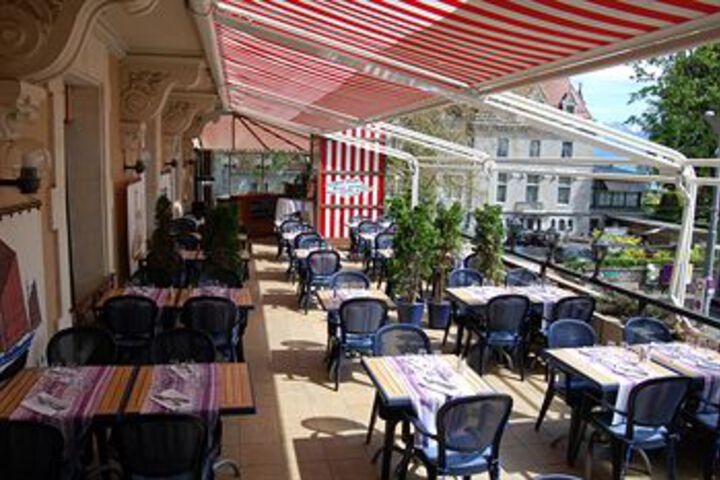 Terrace/Patio 98 of 102