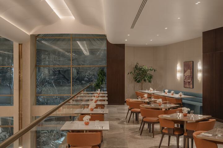 Dining 118 of 155