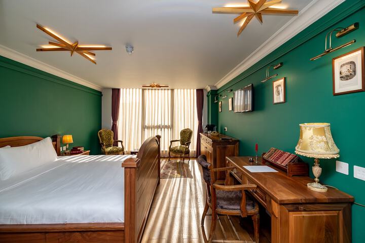 Room 46 of 171