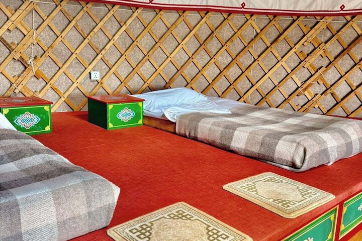 Room 10 of 29