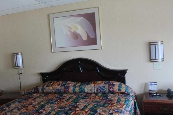 Room 5 of 21