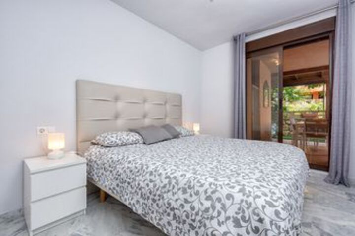 Room 9 of 23