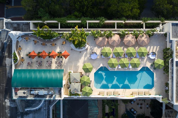 Rooftop pool