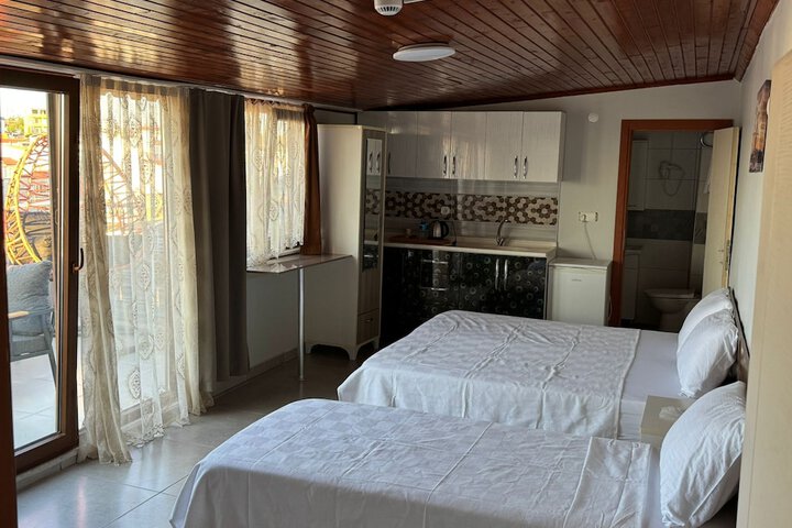 Room 18 of 30