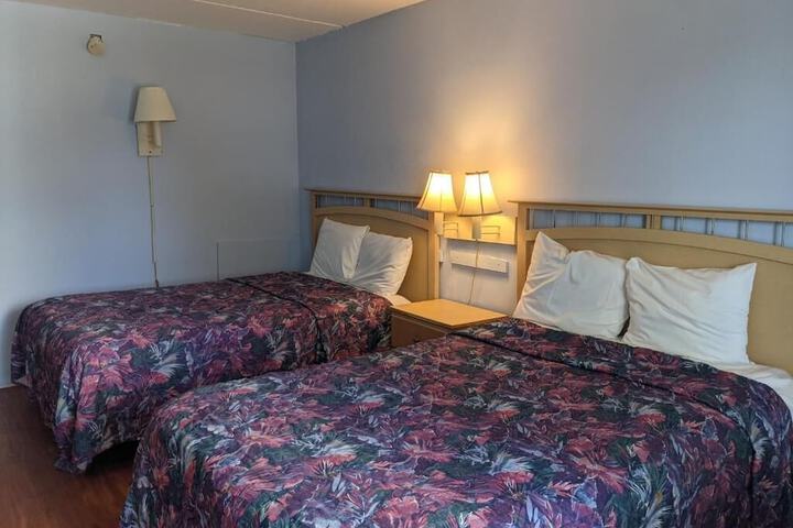 Room 6 of 21
