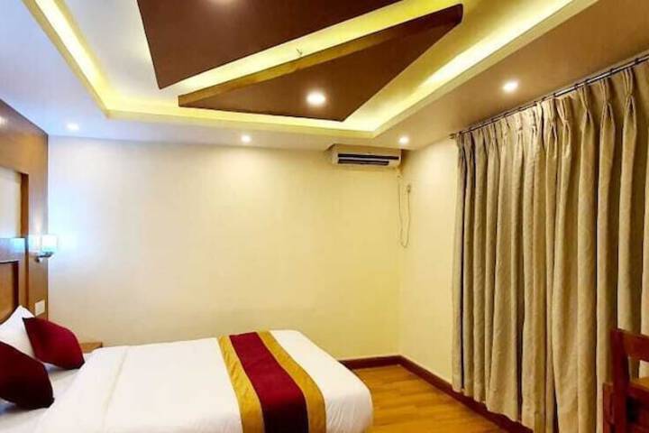 Room 9 of 22