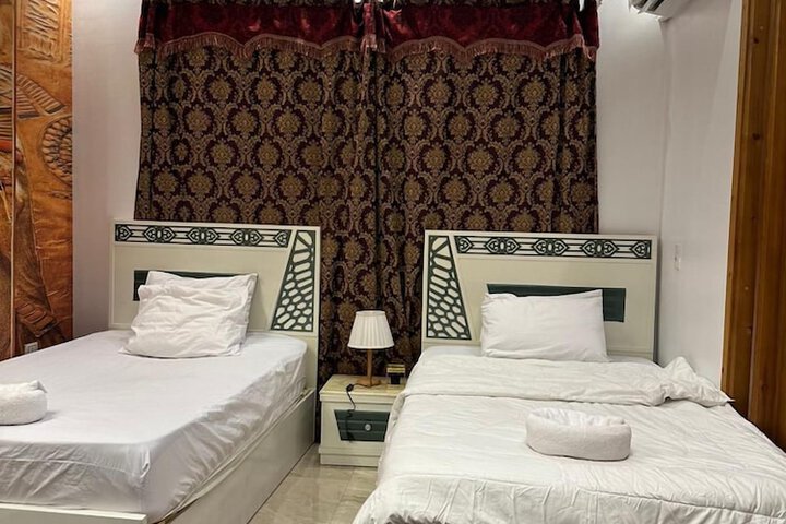 Room 4 of 45