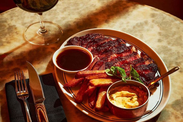Dining 80 of 131