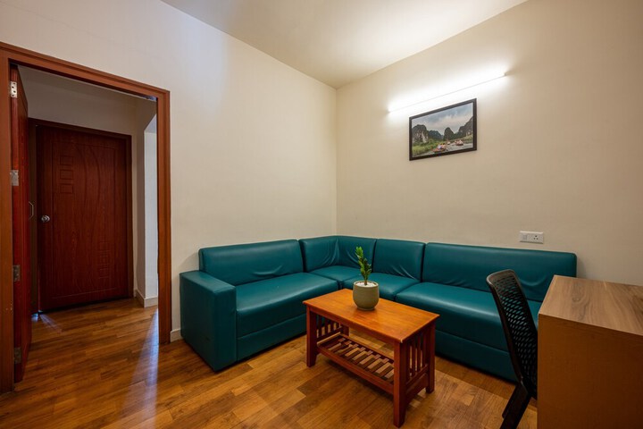 Room 21 of 37