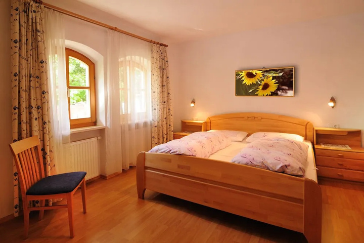 Room 3 of 14