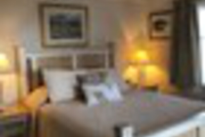 Room 14 of 237