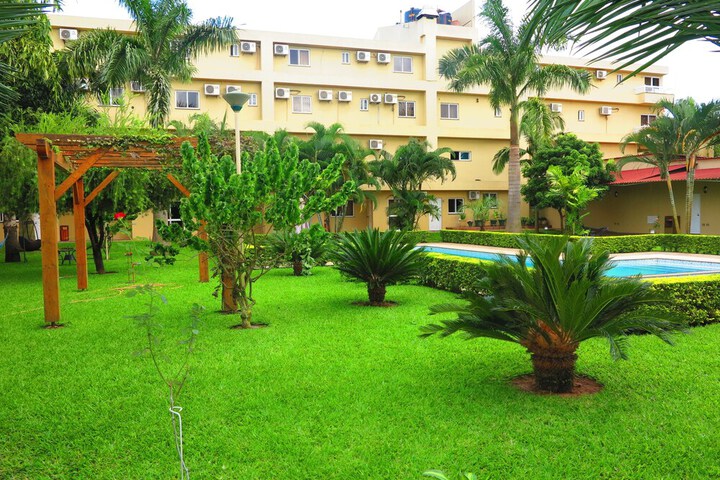 Hotel Exterior 46 of 49
