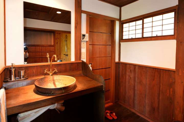 Room 20 of 51