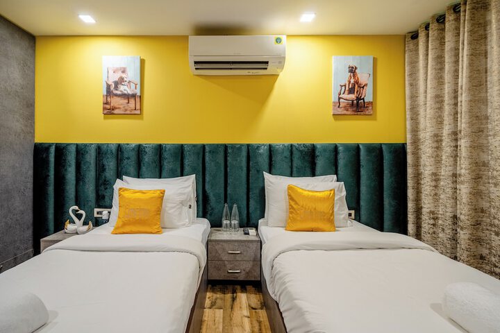Room 5 of 30