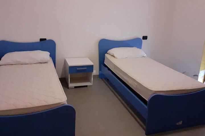 Room 11 of 14