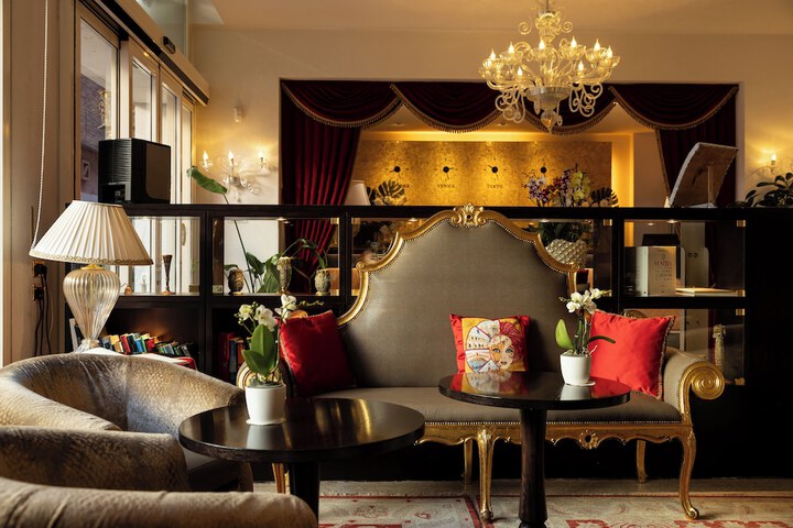 Lobby Photos