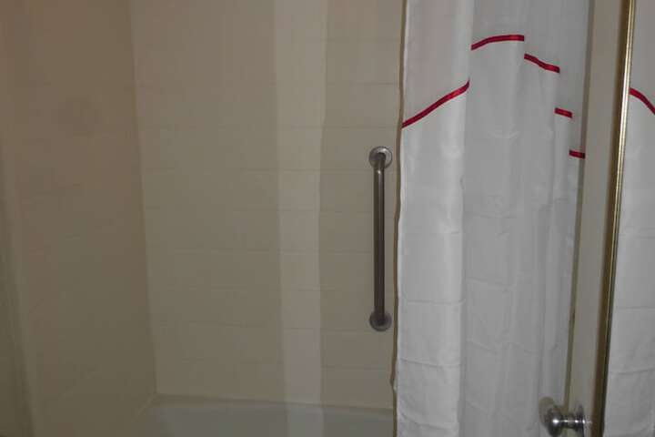 Deluxe Room with 2 Double Beds (3 of 9)